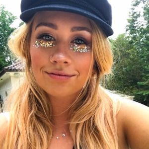 Meet your Posher, Paige